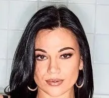 Mona Azar
